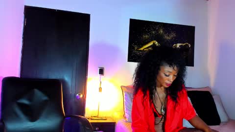 Snapshot of kimberlybanks2 chatting on February 14, 2025, 2:18 am Kimberly Banks online show from February 14, 2025, 2:18 am