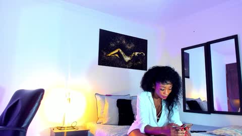 Snapshot of kimberlybanks2 chatting on February 27, 2025, 2:32 am Kimberly Banks online show from February 27, 2025, 2:32 am