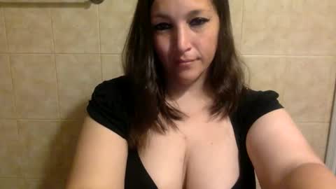 KimberlyLynn online show from April 16, 2026, 10:38 am