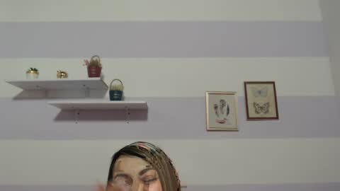 Kim  online show from February 18, 2025, 6:37 pm