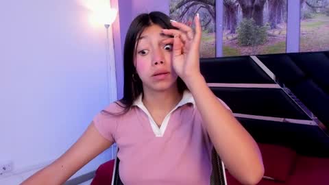 Snapshot of kimberlyvillalobos chatting on December 23, 2024, 11:25 am Kimberly Villalobos online show from December 23, 2024, 11:25 am