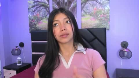 Snapshot of kimberlyvillalobos chatting on September 24, 2025, 11:35 am Kimberly Villalobos online show from September 24, 2025, 11:35 am