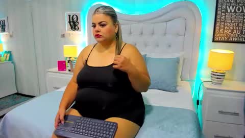 KimBrooks online show from September 17, 2025, 11:01 am