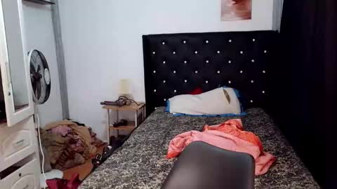 Reyna online show from March 26, 2026, 6:46 pm