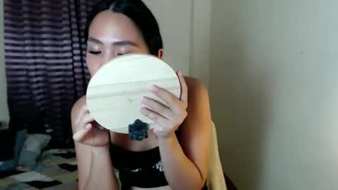 kimchie_21 online show from March 27, 2026, 8:26 am