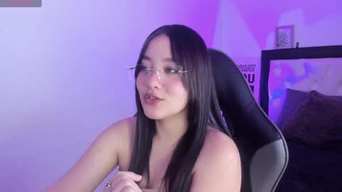 kimgarcez online show from September 12, 2025, 8:53 pm