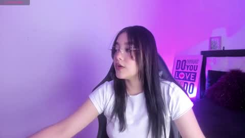 kimgarcez online show from October 3, 2025, 8:50 pm