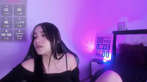 kimgarcez online show from October 4, 2025, 8:40 pm