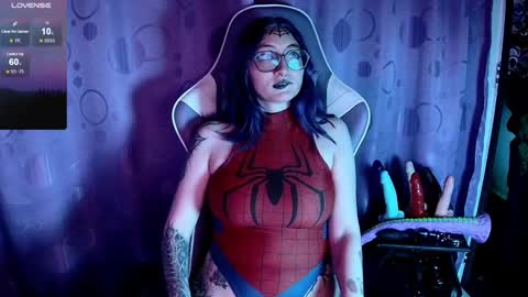   online show from September 27, 2025, 6:13 pm