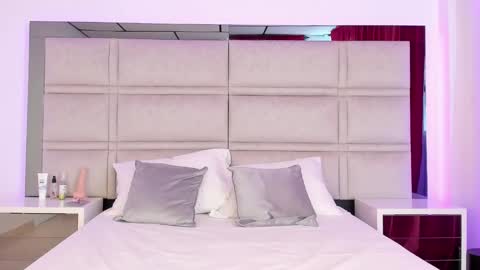 Snapshot of kimluna_11_ chatting on September 23, 2025, 11:24 am kim luna online show from September 23, 2025, 11:24 am