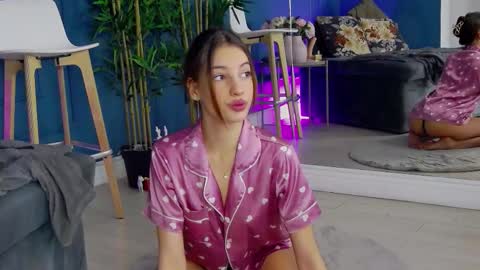 kimmdaviss online show from December 19, 2025, 10:00 am