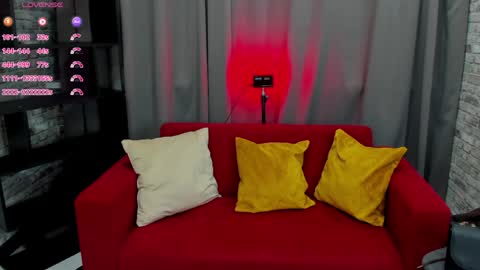 kimmi_meller online show from June 8, 2026, 4:13 am