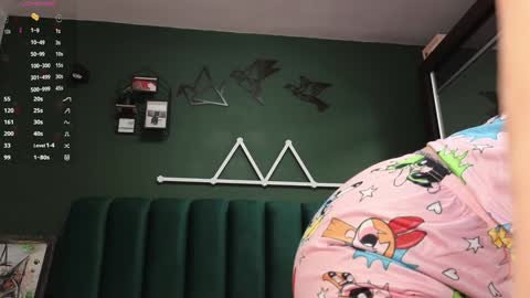 Kimmie online show from December 22, 2025, 7:00 pm