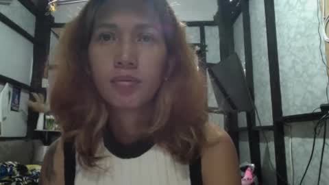 kimmk73644 online show from March 12, 2026, 11:00 pm