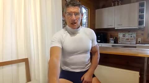 kimonoblues online show from January 10, 2026, 10:50 am