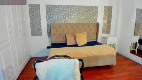 Kim online show from December 22, 2024, 9:42 pm