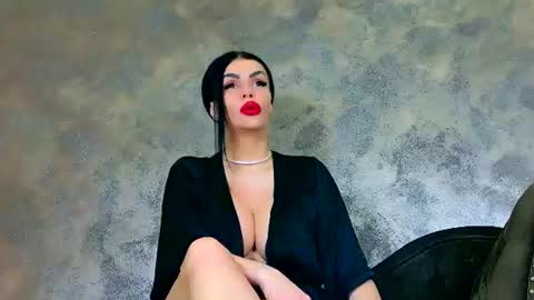 Kim Wilmes online show from June 6, 2026, 10:09 am
