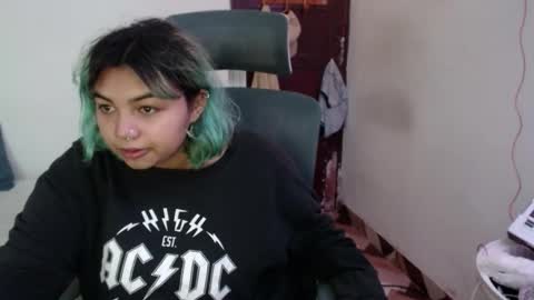 Snapshot of kimy_1 chatting on June 5, 2026, 5:18 pm kimy online show from June 5, 2026, 5:18 pm