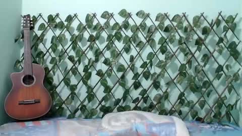 Kim and Zuka online show from January 29, 2025, 2:51 am