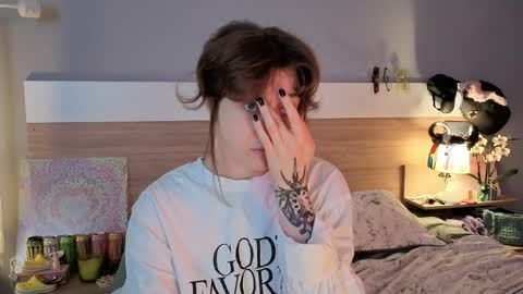 kina_ka online show from June 6, 2026, 8:57 pm