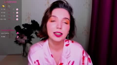 Hazel online show from October 6, 2025, 12:13 pm