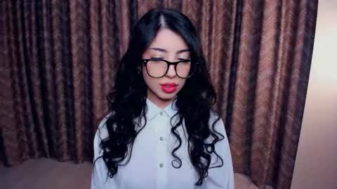 Megan online show from November 10, 2025, 5:06 am