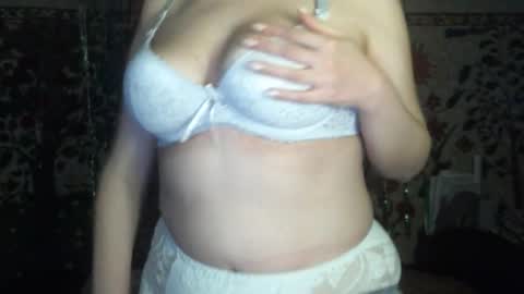 kindsweet online show from February 18, 2026, 8:27 pm