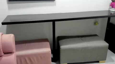 Snapshot of king2_and_queen2 chatting on October 15, 2025, 9:42 am NIKKY AND MAIK online show from October 15, 2025, 9:42 am