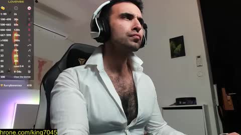 king7045 online show from March 8, 2025, 2:12 am