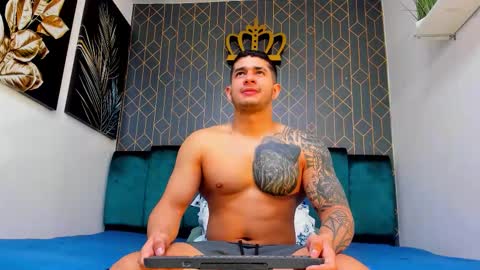 Angel Falconer online show from September 30, 2025, 2:38 am