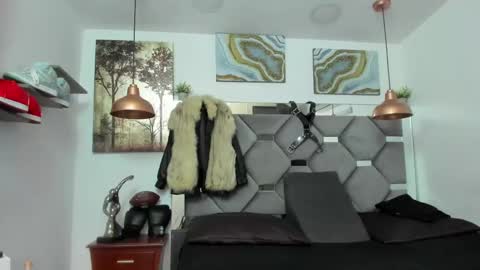 Snapshot of king_fitt_ chatting on December 6, 2024, 6:06 pm HOT MEN BLACK online show from December 6, 2024, 6:06 pm