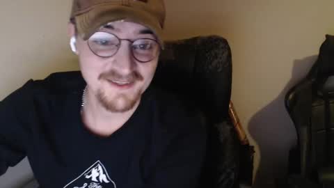 king_greysone online show from January 14, 2025, 2:29 am