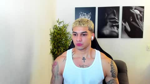 king_of_kings__ online show from December 2, 2024, 1:47 am