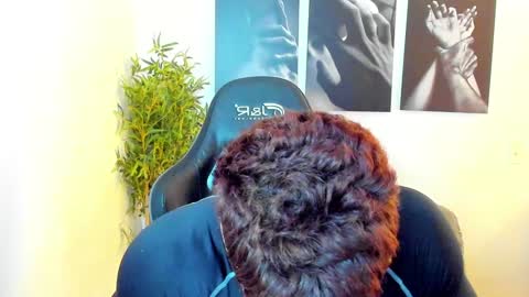 king_of_kings__ online show from January 11, 2025, 6:12 pm