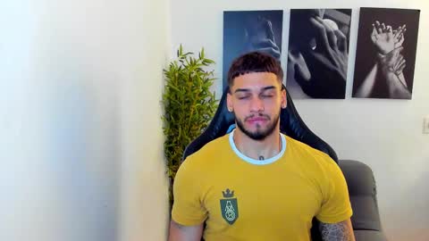 king_of_kings__ online show from February 24, 2025, 3:55 am