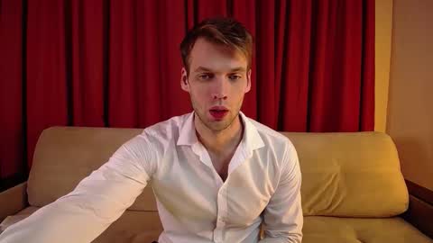 Snapshot of king_pong chatting on October 17, 2025, 9:28 pm king_pong online show from October 17, 2025, 9:28 pm