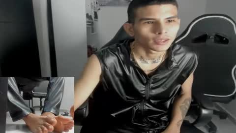 king_warlord online show from December 4, 2025, 6:27 pm