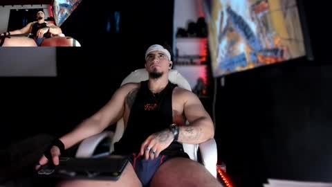 Snapshot of kingbear777 chatting on December 3, 2024, 10:18 pm King Bear online show from December 3, 2024, 10:18 pm