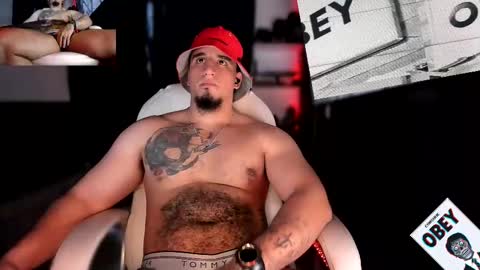 Snapshot of kingbear777 chatting on February 16, 2025, 3:04 am King Bear online show from February 16, 2025, 3:04 am