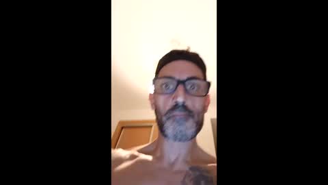 kingnavo online show from November 5, 2025, 11:38 pm