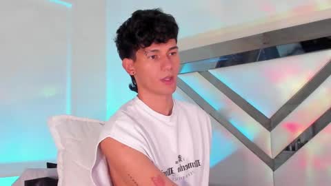  A L E X  online show from February 9, 2025, 12:08 pm