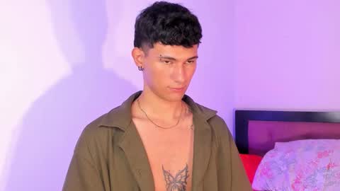  A L E X  online show from September 15, 2025, 4:18 pm