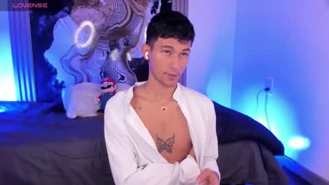  A L E X  online show from February 15, 2026, 12:51 am