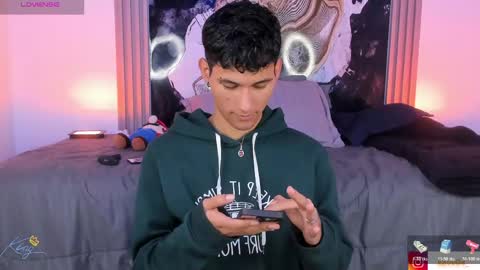  A L E X  online show from April 14, 2026, 5:24 am