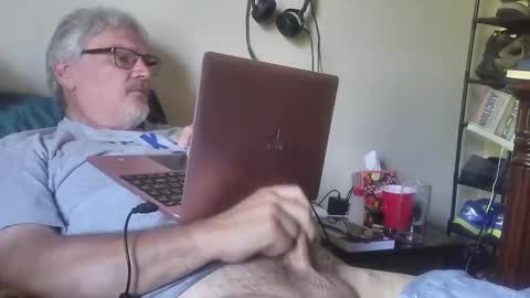 Snapshot of kingtongue10 chatting on April 22, 2026, 9:16 pm kingtongue10 online show from April 22, 2026, 9:16 pm