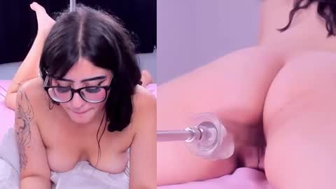 Snapshot of kinky_cloe chatting on December 21, 2024, 8:43 pm Kinky online show from December 21, 2024, 8:43 pm