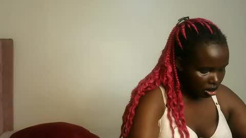Snapshot of kinky_lola1 chatting on February 9, 2026, 8:24 pm Lola online show from February 9, 2026, 8:24 pm