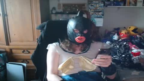 kinky_miku online show from November 28, 2025, 9:23 am