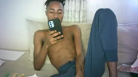 kinkybby_ online show from January 3, 2025, 12:52 pm