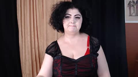 Snapshot of kinkyblacky chatting on October 3, 2025, 9:39 am MistressBlacky online show from October 3, 2025, 9:39 am